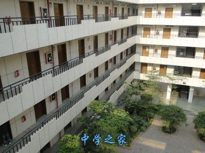 四川省乐山新世纪技工学校宿舍楼
