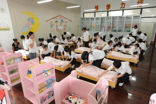 成都幼师师范学校分享：努力总是没错的